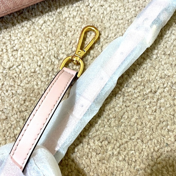 SALE🔥🔥NWT Michael Kors Pink Crossbody Purse Gold Chain Top Handle Medium Size - Picture 9 of 9